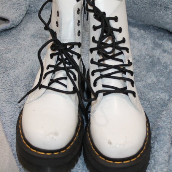 Doc Marten's White Air Wair Jadon Platforms, Size 6 - Picture 2 of 6